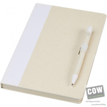 Afbeelding van relatiegeschenk:Dairy Dream set van A5 notitieboek en balpen